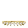 Anillo clásico con banda de latón dorado Glitz en color avellana Anillo clásico con banda de latón dorado Glitz en color avellana