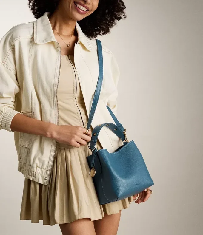 Bolso bandolera pequeño de cuero Jessie Bolso bandolera pequeño de cuero Jessie