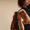 Bolso Harwell Leather Crescent Bolso Harwell Leather Crescent