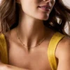 Collar Sutton Heartbeat de latón dorado Collar Sutton Heartbeat de latón dorado