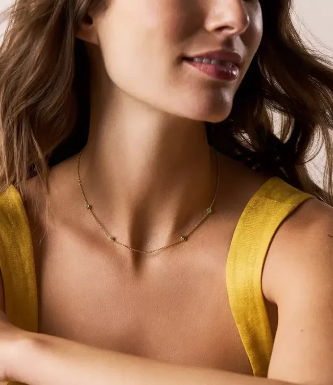 Collar Sutton Heartbeat de latón dorado Collar Sutton Heartbeat de latón dorado
