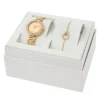 Conjunto de reloj y brazalete Karli de tres agujas en tono dorado
