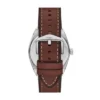 Conjunto de reloj y pulsera Everett de tres agujas con fecha y correa de piel marrón