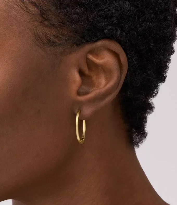 Pendientes de aro de acero inoxidable dorado Ellis Essentials Pendientes de aro de acero inoxidable dorado Ellis Essentials