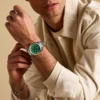 Reloj Everett de acero inoxidable con tres agujas y fecha Reloj Everett de acero inoxidable con tres agujas y fecha
