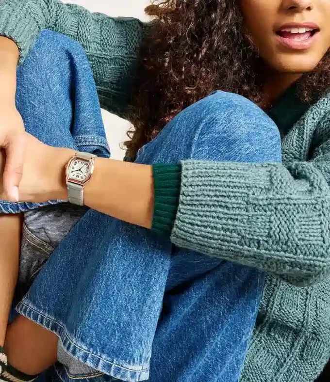 Reloj Harlow de tres agujas con correa de piel de cocodrilo gris Reloj Harlow de tres agujas con correa de piel de cocodrilo gris