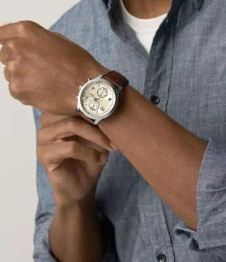 Reloj multifunción Bennett de cuero marrón Reloj multifunción Bennett de cuero marrón